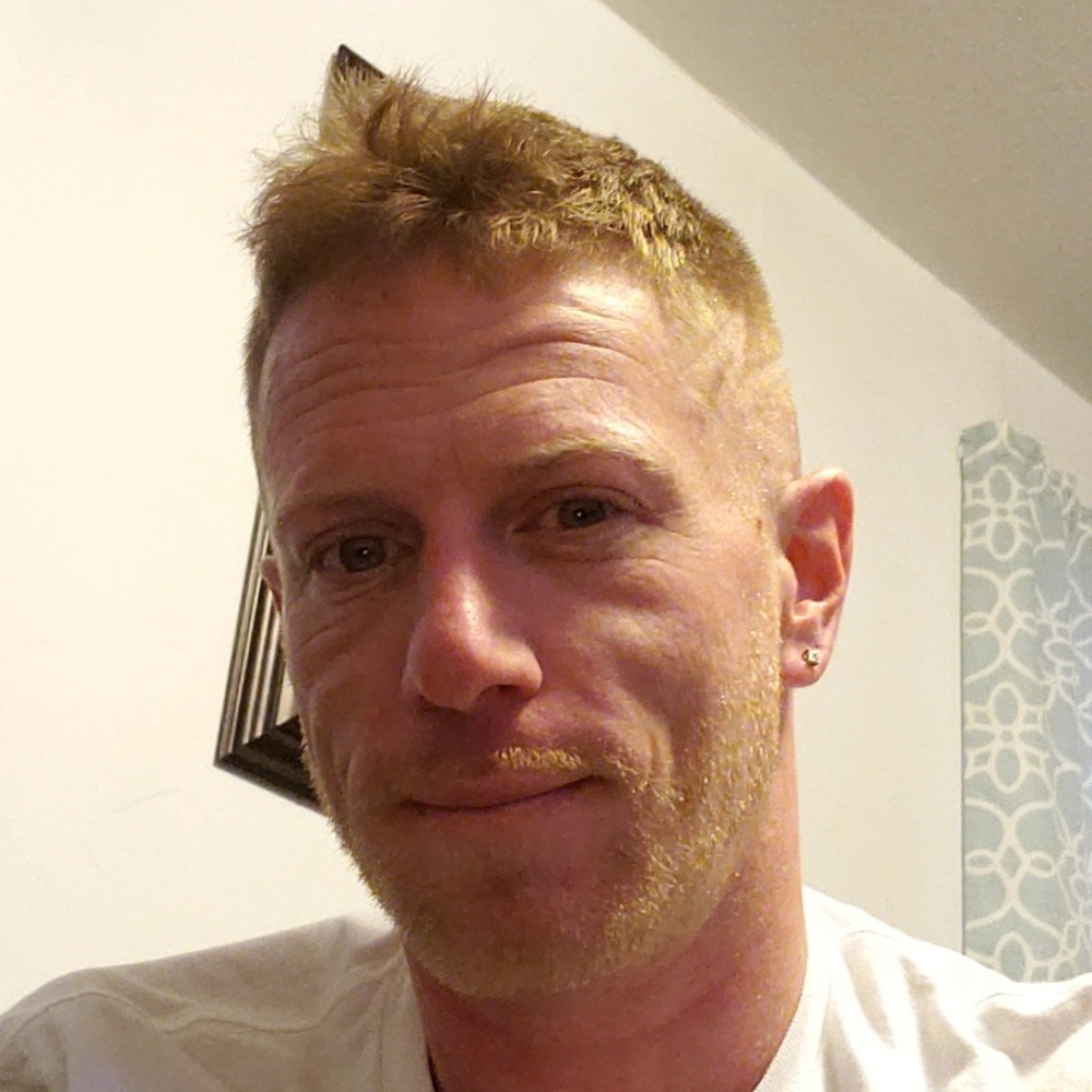 Meet your Posher, Travis
